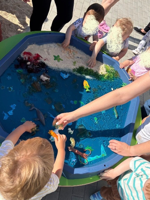 DZIEŃ OCEANÓW - SENSORYCZNA PRZYGODA!
